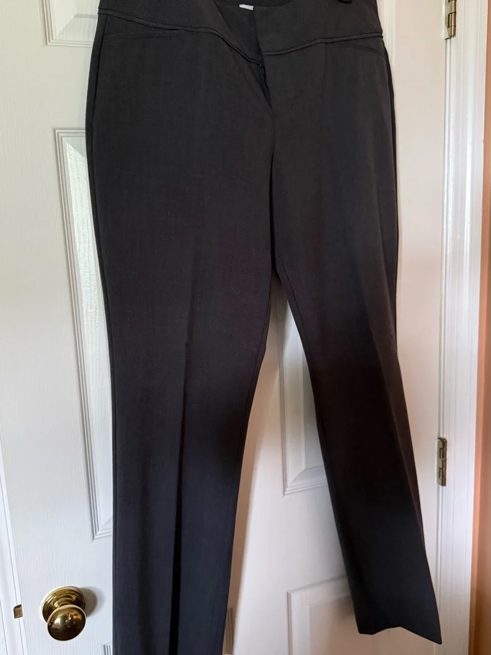 ELLE women’s size 12 Straight-Leg Dress Pants - Charcoal